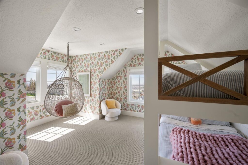 Eastcrest Transitional