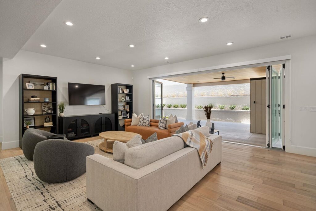 Eastcrest Transitional