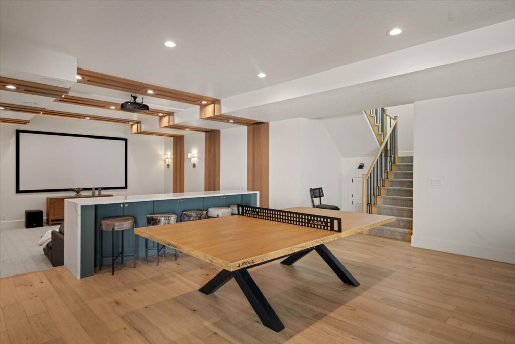 Eastcrest Transitional